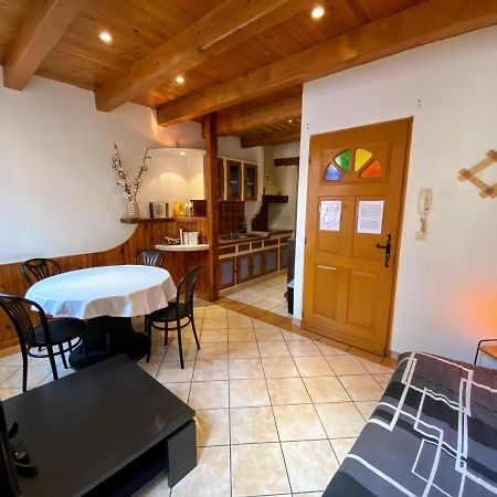 Appartement 4 Pers Plein Centre Ville, Wifi, Balcon Laragne-Monteglin Buitenkant foto