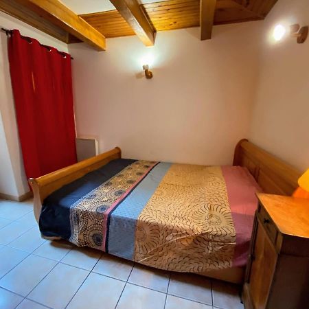 Appartement 4 Pers Plein Centre Ville, Wifi, Balcon Laragne-Monteglin Buitenkant foto